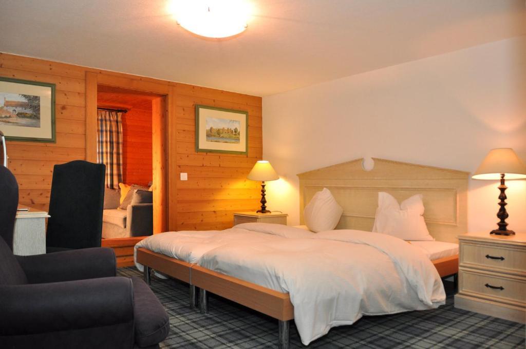 Hotel De La Paix ฌ็องเปรี ห้อง รูปภาพ
