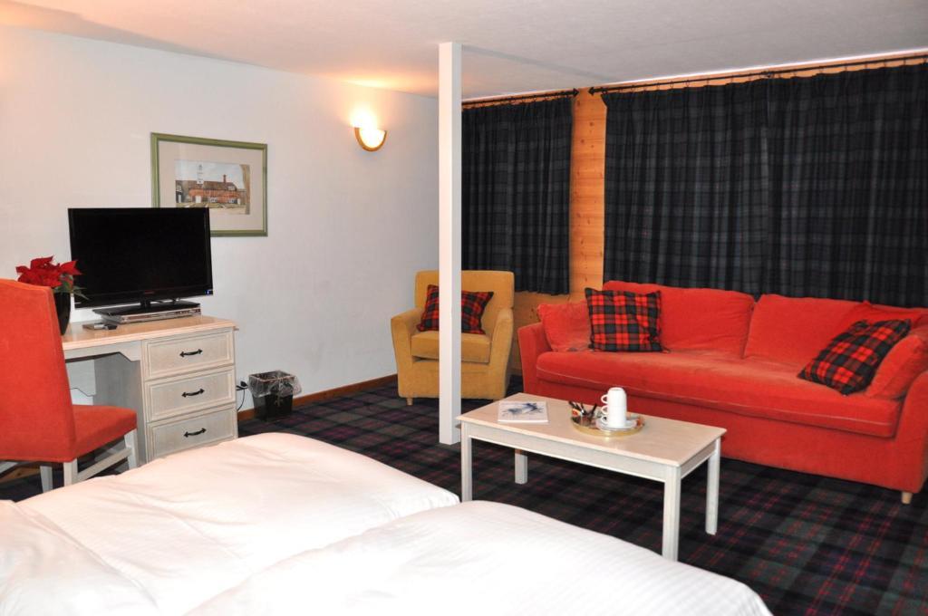 Hotel De La Paix ฌ็องเปรี ห้อง รูปภาพ