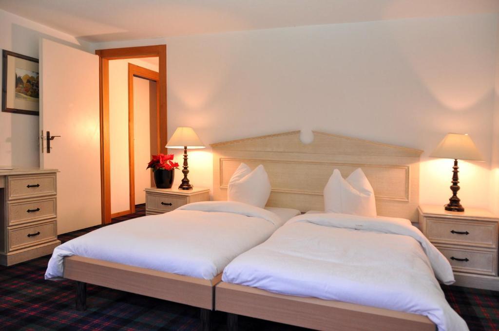 Hotel De La Paix ฌ็องเปรี ห้อง รูปภาพ